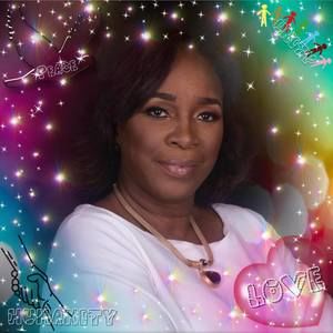 Meet your Posher, Margo